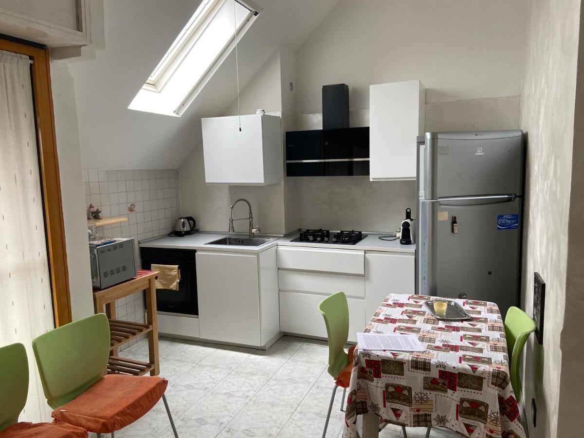 La Casa Di Giada Apartamento Peschiera Borromeo Exterior foto